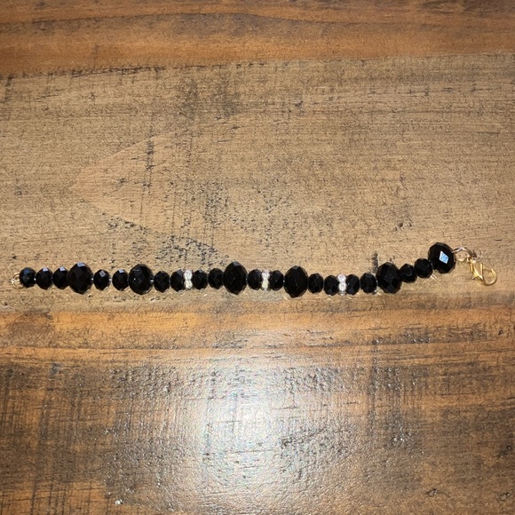 Black Fashion Jewelry bracelet EUC - Picture 4 of 4